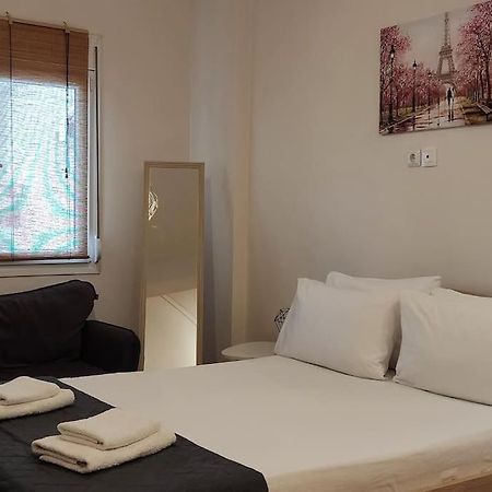 Cozy Apartment In Volos!! Екстер'єр фото