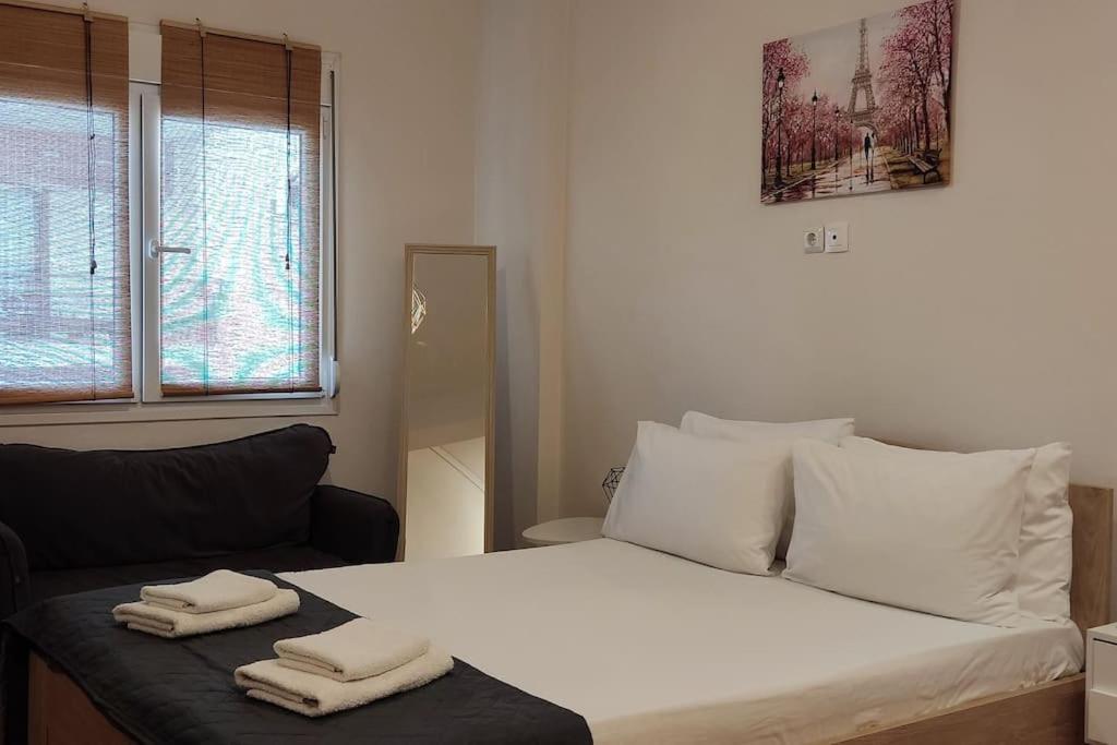 Cozy Apartment In Volos!! Екстер'єр фото